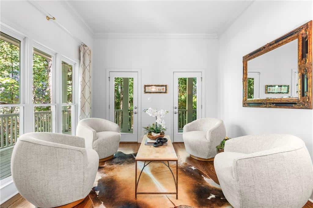 Listing photo 6