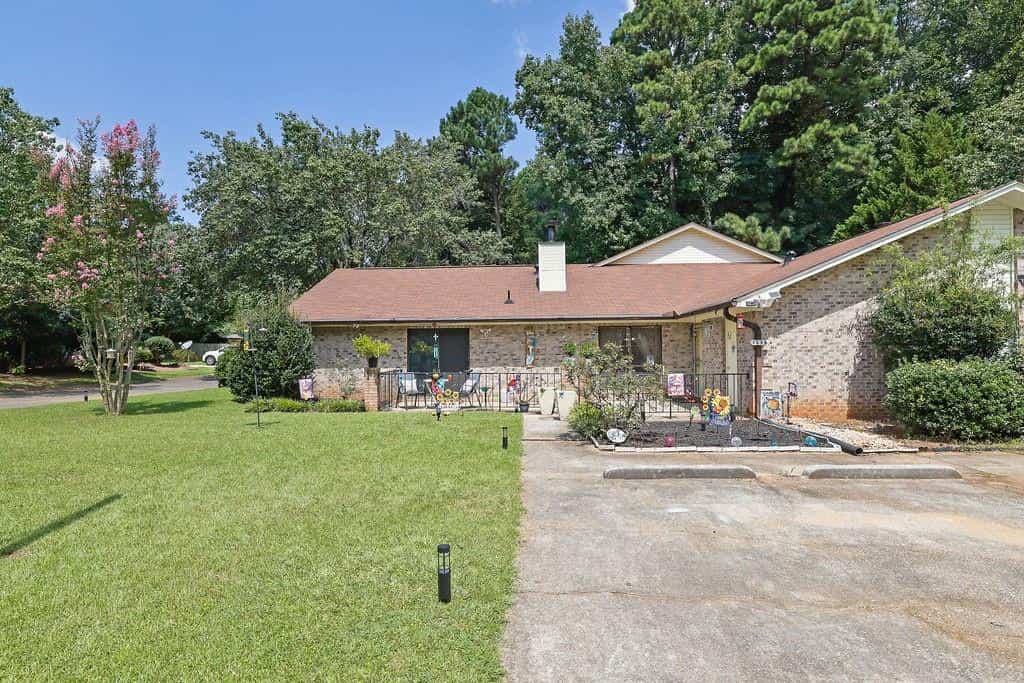 1238 Shannon Way SW, Marietta, GA 30008
