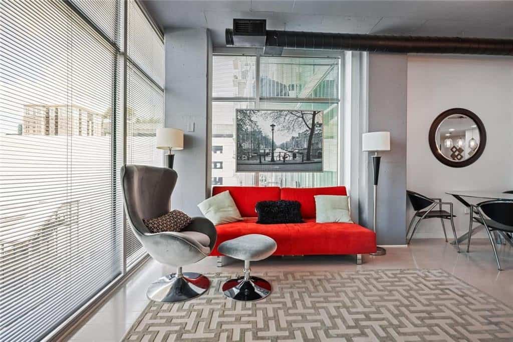Listing photo 6