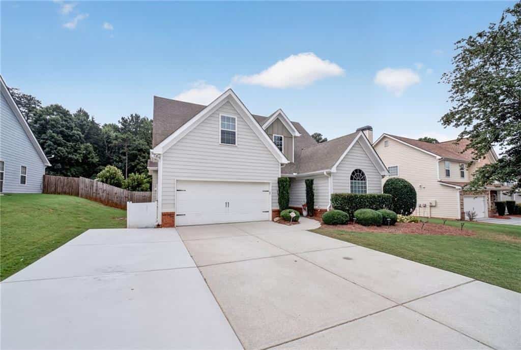 Listing photo 4