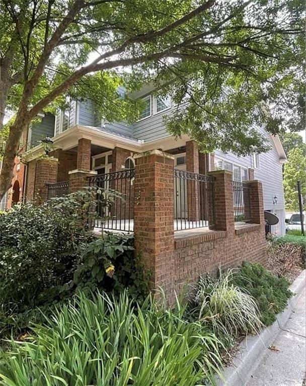 554 Centennial Lane NW, Atlanta, GA 30313