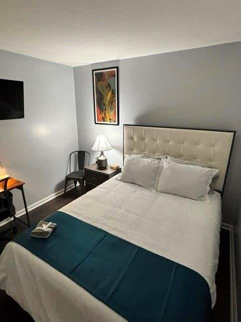 Listing photo 6