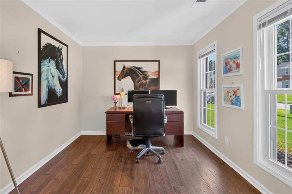 Listing photo 6