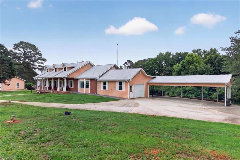 1378 Amber Stapp Studdard Road, Social Circle, GA 30025