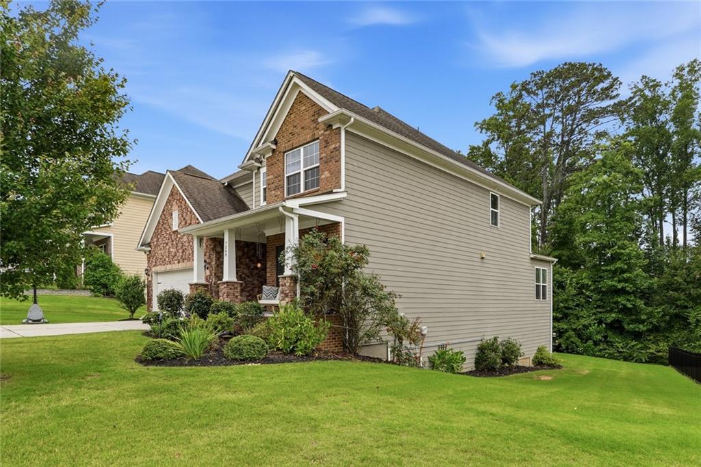 Listing photo 3