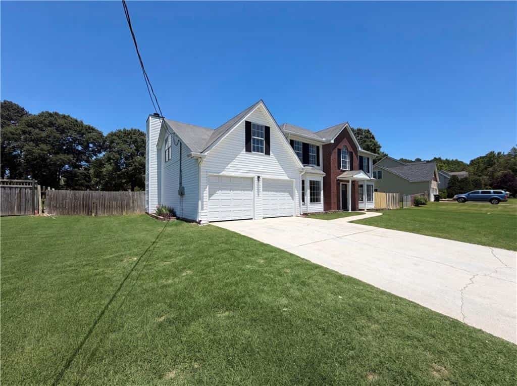 Listing photo 2