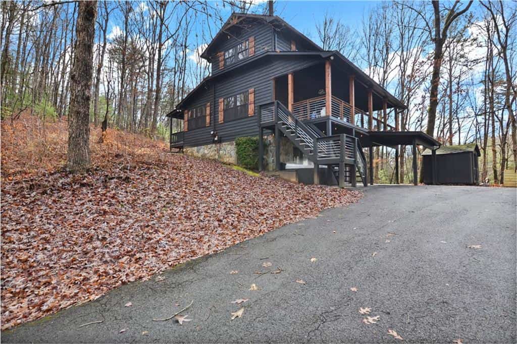 Listing photo 6