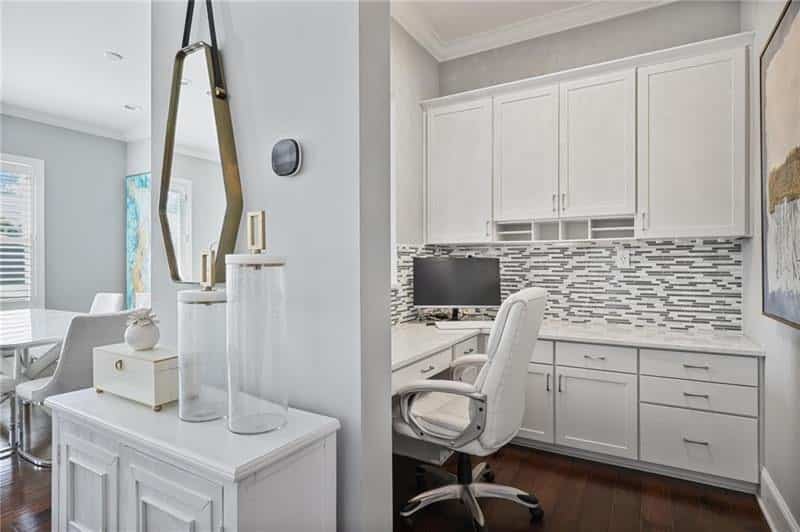 Listing photo 6