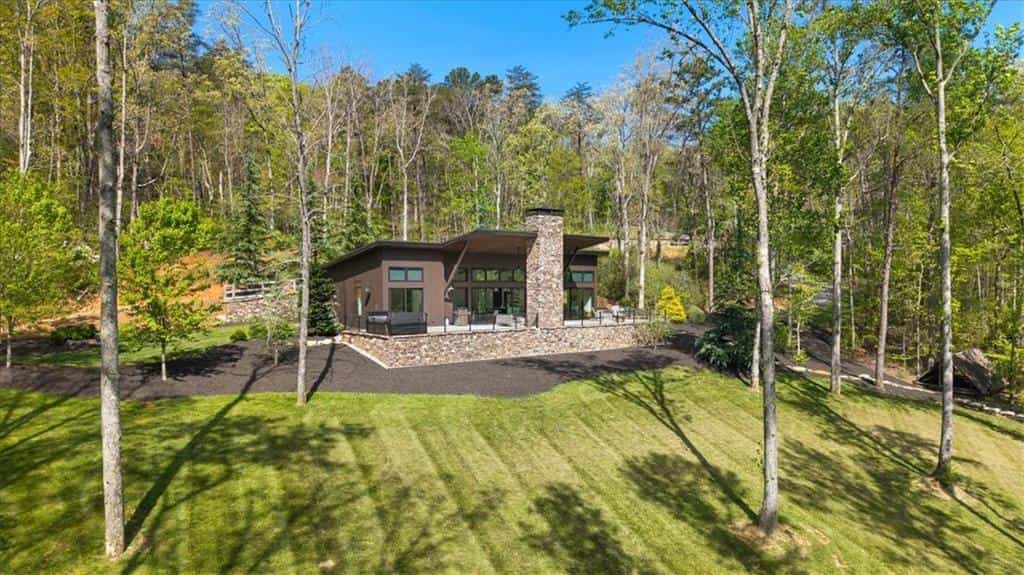545 Cowart Mountain Road, Jasper, GA 30143