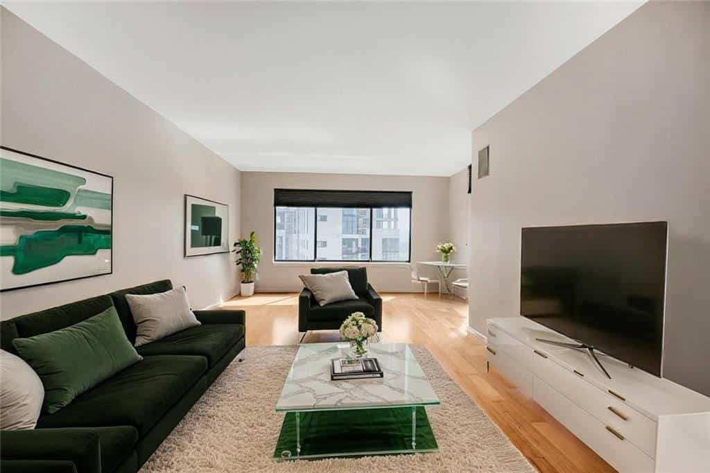 Listing photo 6