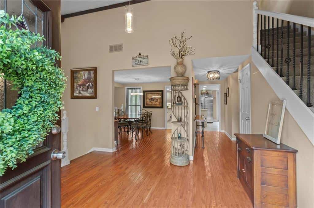 Listing photo 4