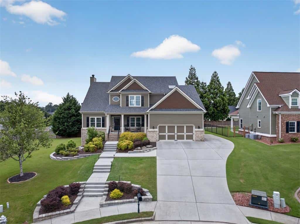 3827 Bay Orchard Lane, Loganville, GA 30052