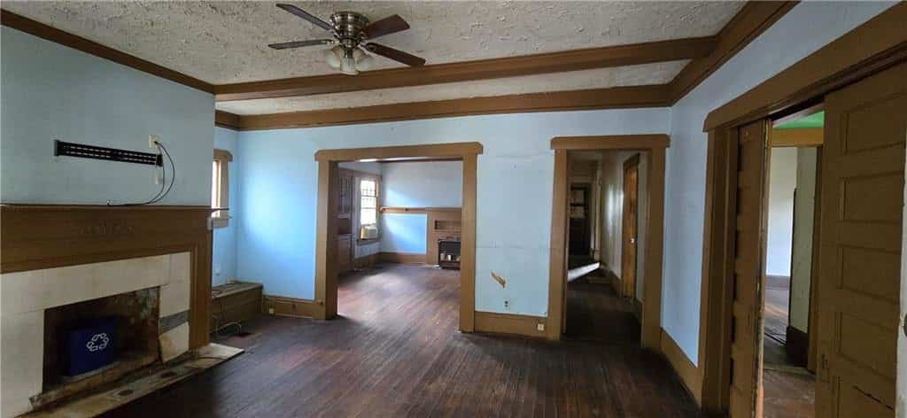Listing photo 6