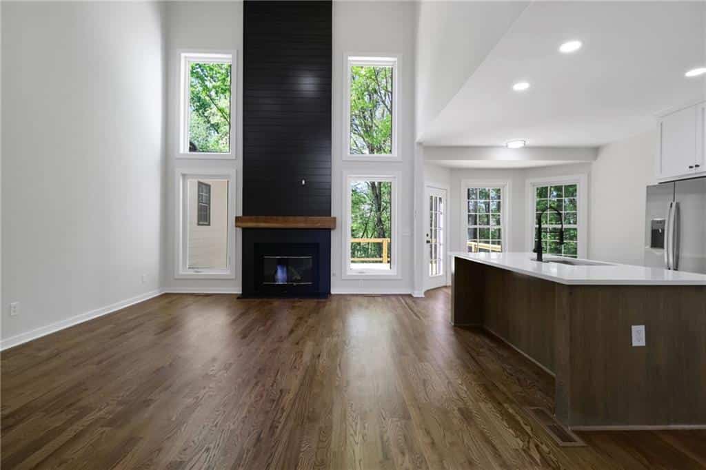 6259 Spring Lake Drive, Flowery Branch, GA 30542