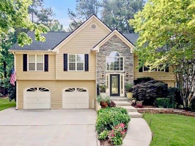 402 Township Lane, Woodstock, GA 30189