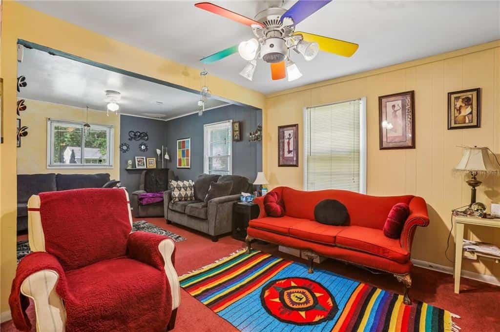 Listing photo 3