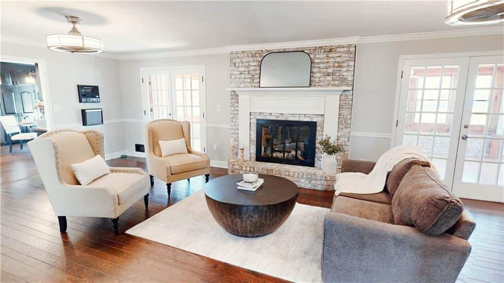 Listing photo 6