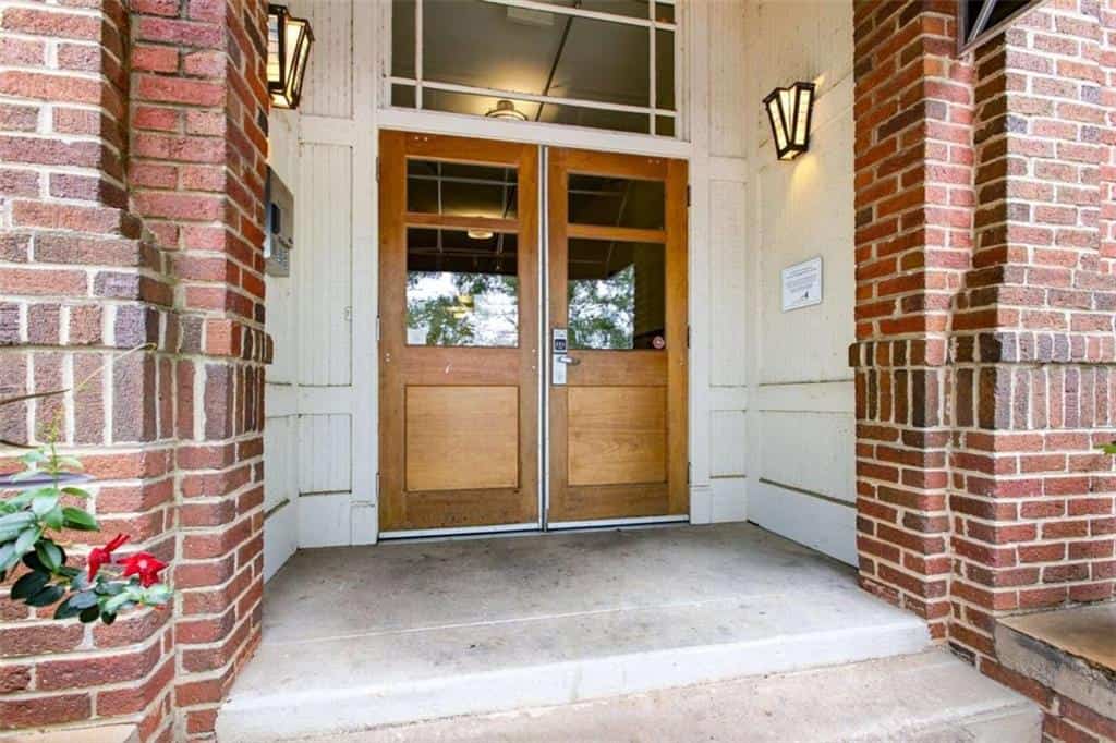 600 College Street 202 #202, Atlanta, GA 30354
