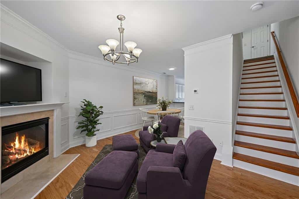 Listing photo 6