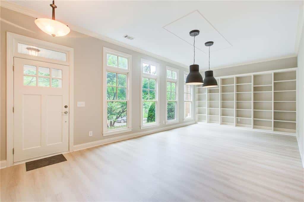 Listing photo 6