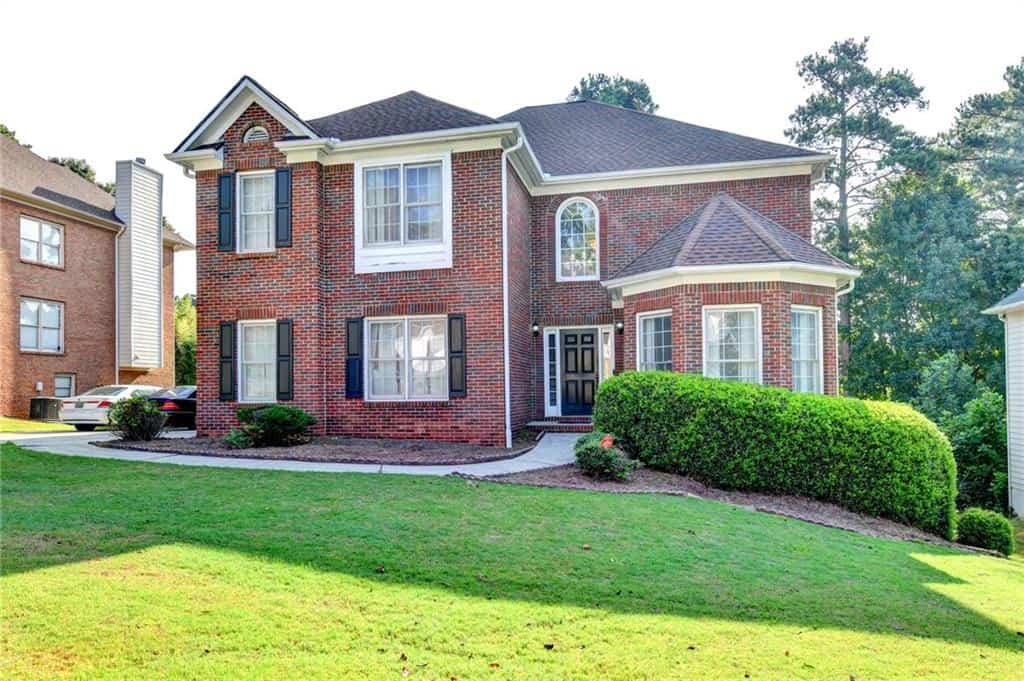 Listing photo 2