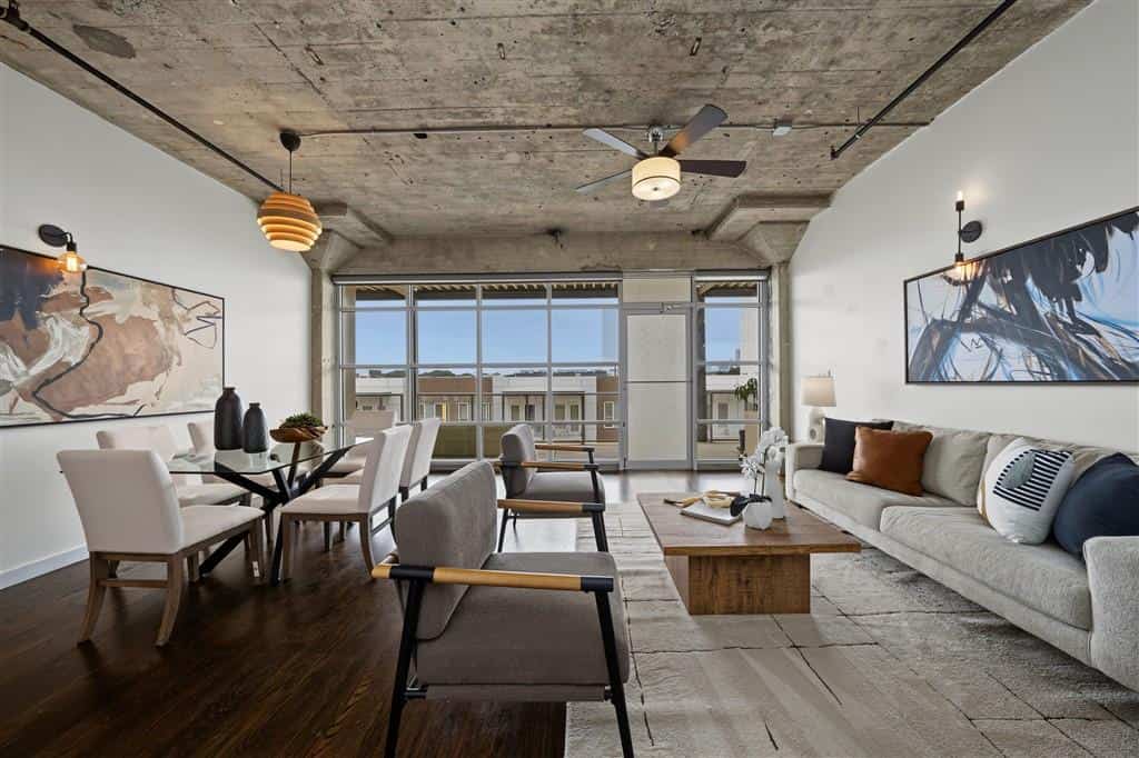 Listing photo 6