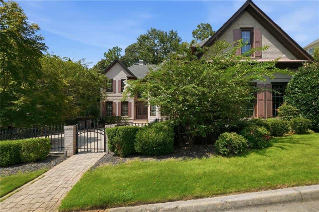 245 Steeple Point Drive, Roswell, GA 30076