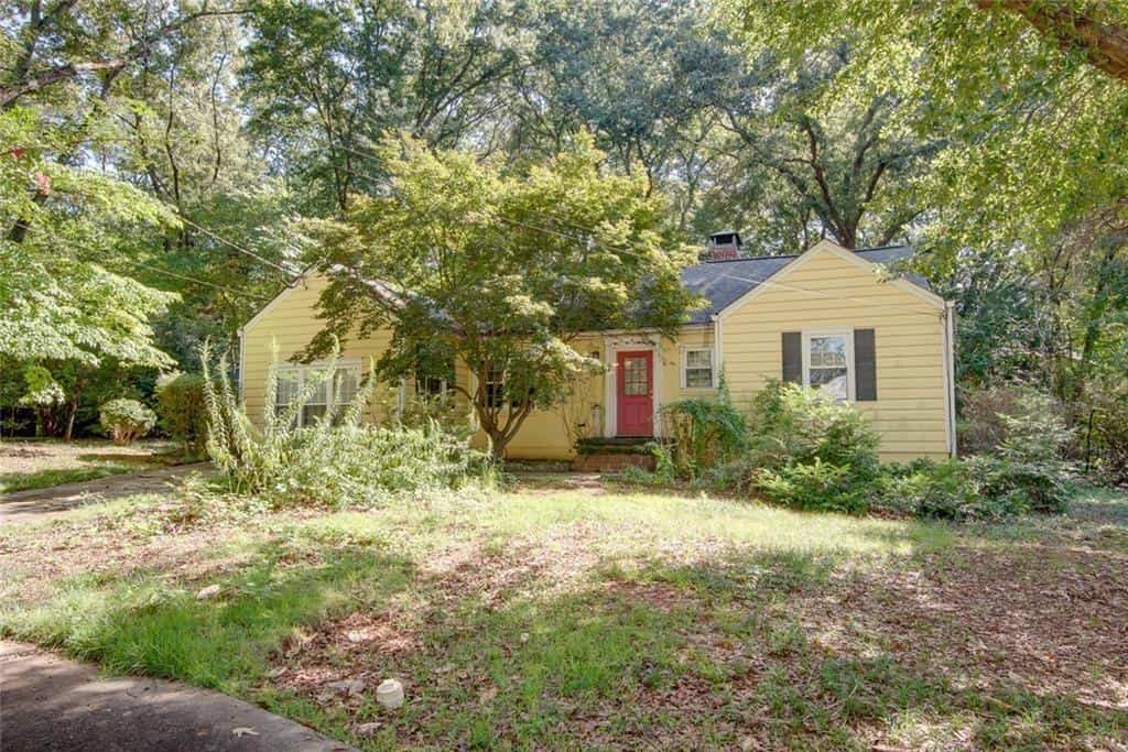 Listing photo 3