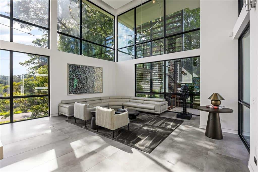 Listing photo 6