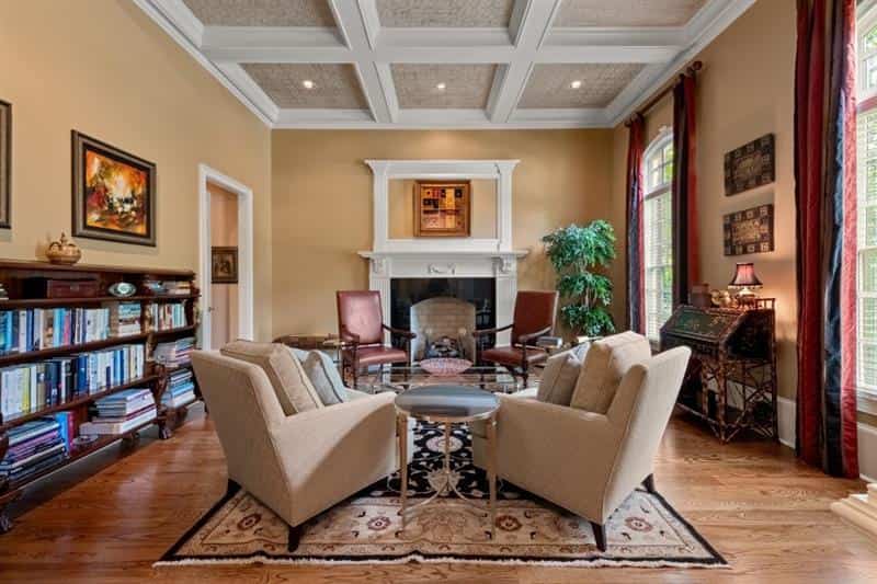 Listing photo 6