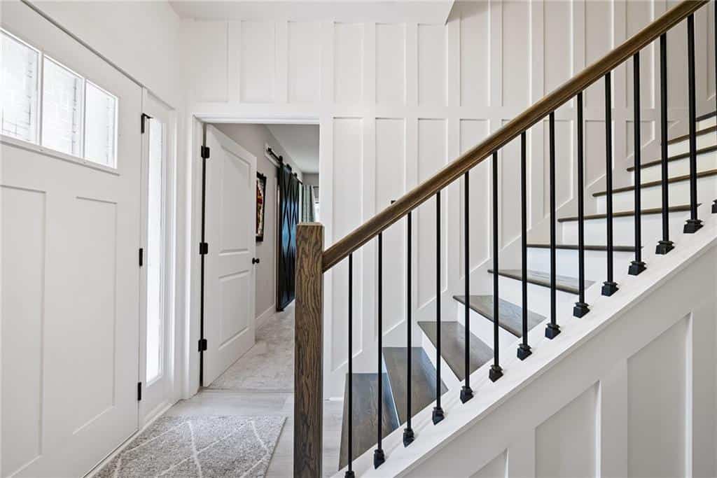 Listing photo 6