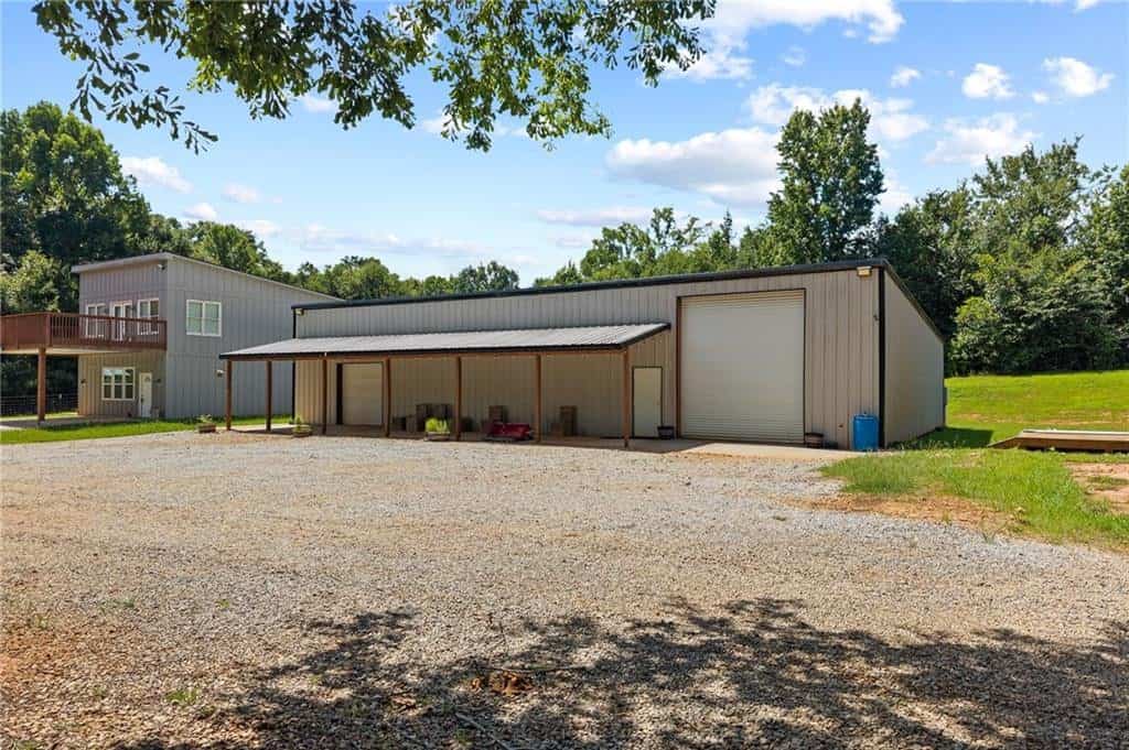 221 Columbus Drive, Homer, GA 30547