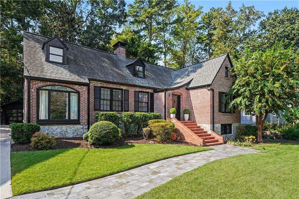 Listing photo 3