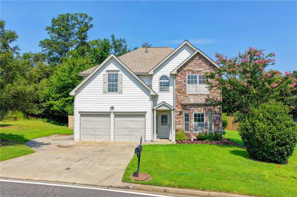 220 Nichols Drive, Suwanee, GA 30024