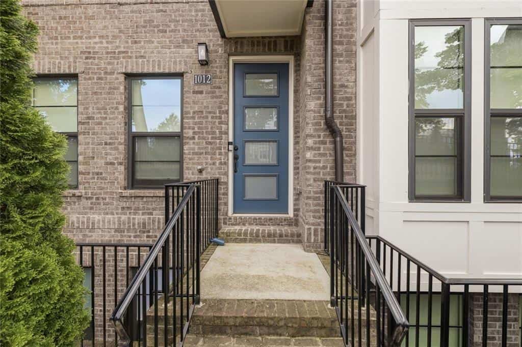 Listing photo 6