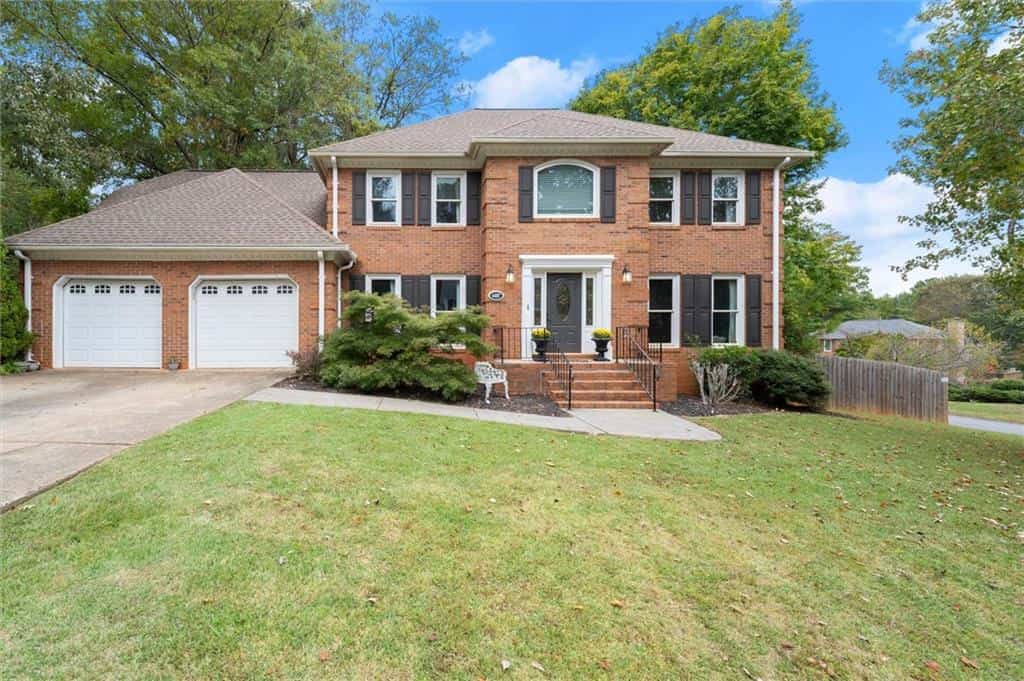 4487 Quarter Horse Drive NE, Roswell, GA 30075