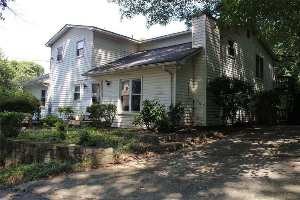 Listing photo 6