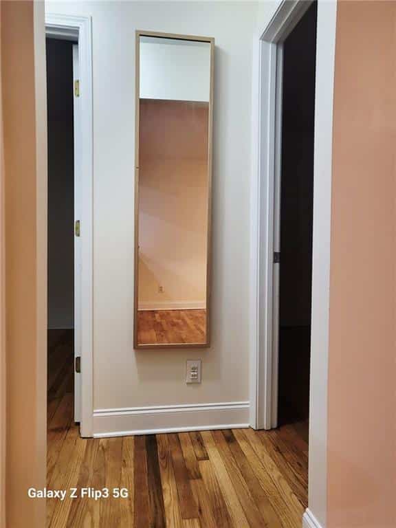 Listing photo 6