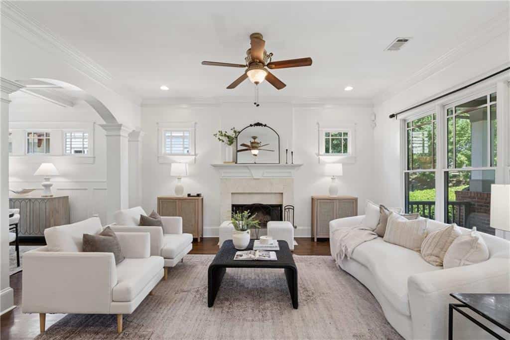 Listing photo 6