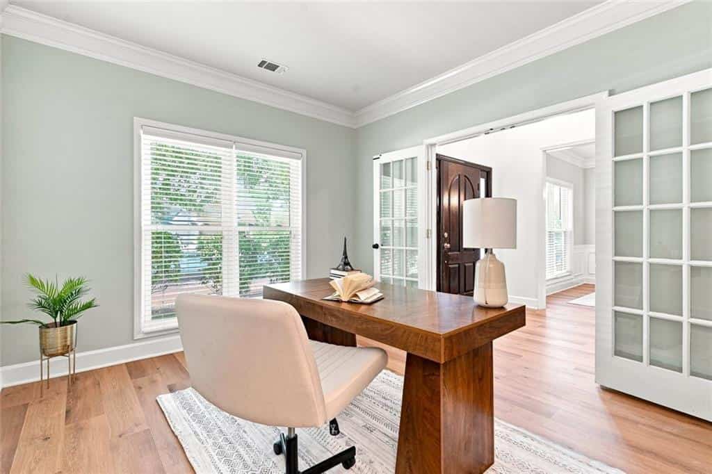 Listing photo 6