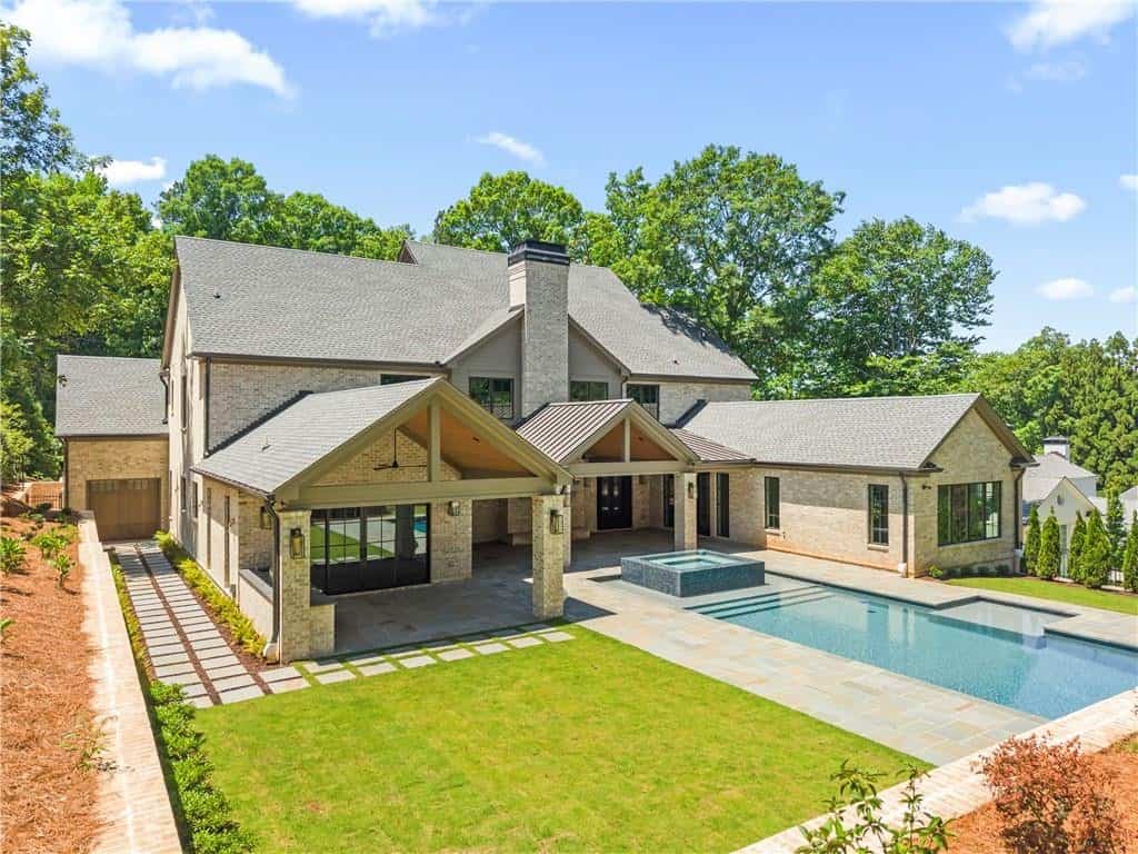 95 Blackland Road NW, Atlanta, GA 30342