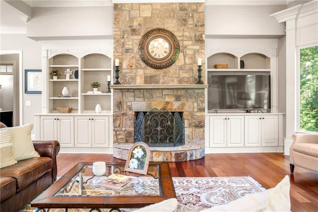 Listing photo 6