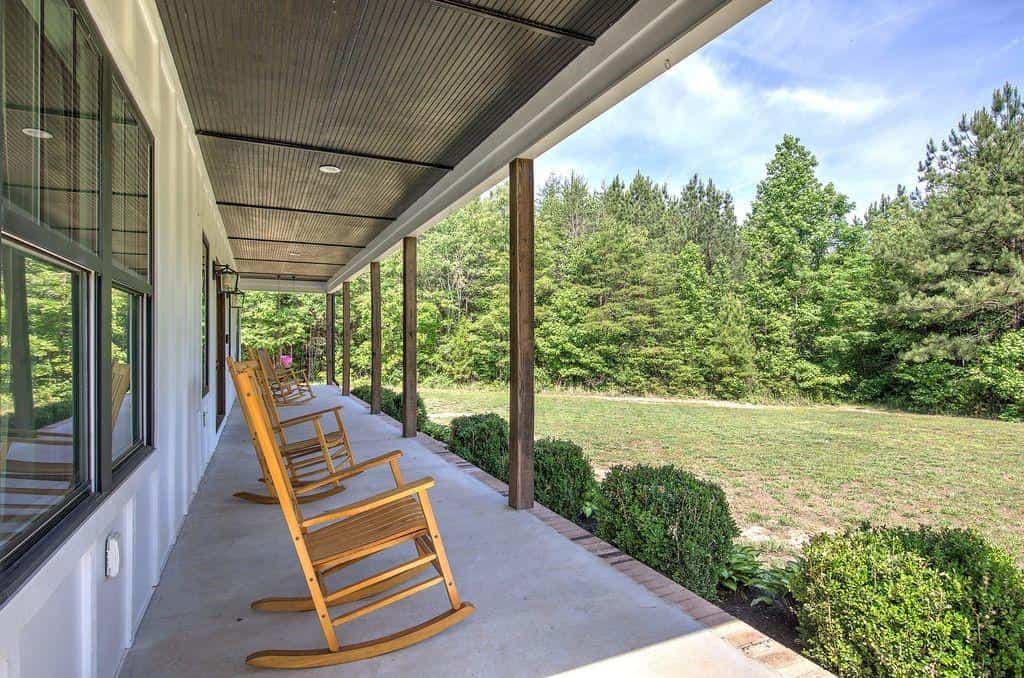 Listing photo 6
