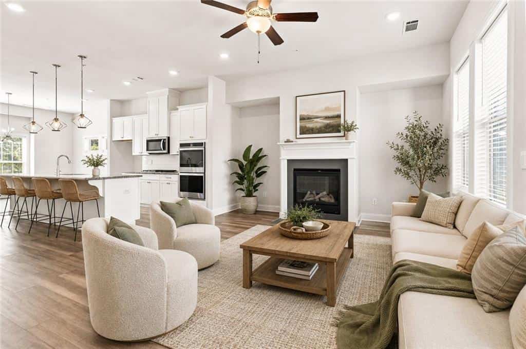 Listing photo 6