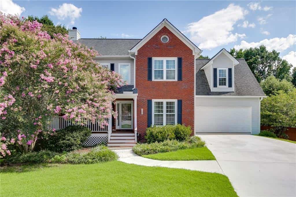 3220 Plantation Run Drive, Loganville, GA 30052