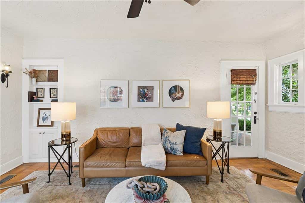 Listing photo 6