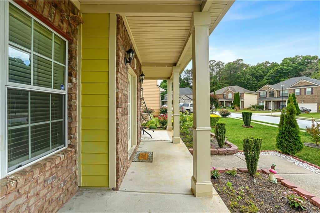 Listing photo 6