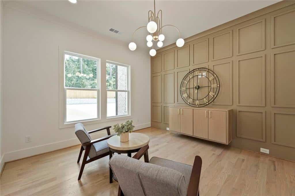 Listing photo 6