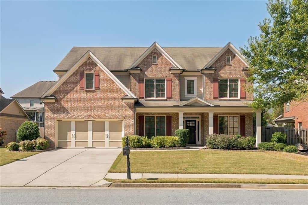 1083 Garner Creek Drive SW, Lilburn, GA 30047