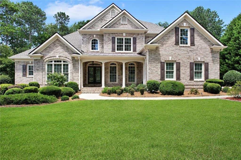 1020 Cranbrook Glen Lane, Snellville, GA 30078